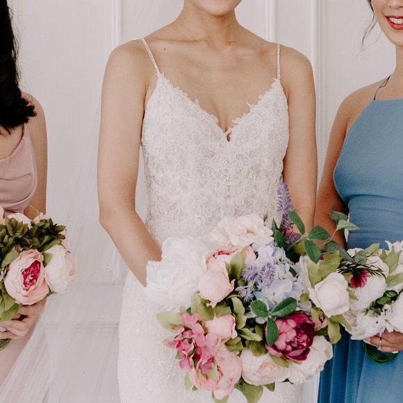 Enzoani Mercedes Wedding Dress Size 2 in PERFECT condition - Picture 5 of 7